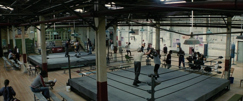 Million.Dollar.Baby.2004.BluRay.720p.x264-WiKi.mkv_001745834.png
