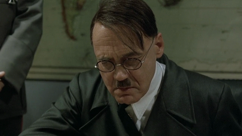 Downfall.2004.720p.BR.1.35GB.MkvCage.mkv_003938805.png