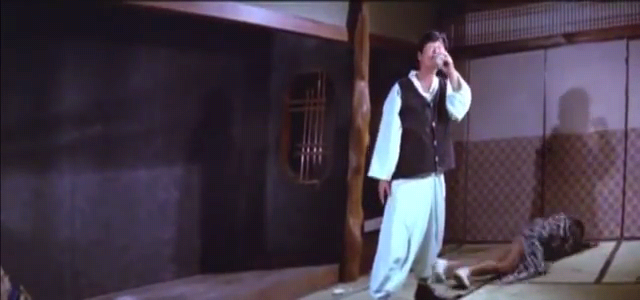 실록 김두한 (1974년).(이대근,고은아,이순재,백일섭).mp4_011051854.png