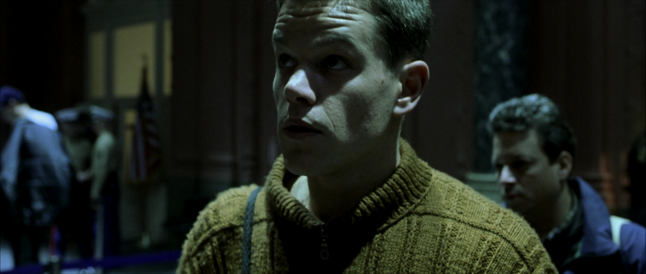 The.Bourne.Identity.2002.1080p.BluRay.x264.DTS-X.7.1-SWTYBLZ.mkv_001220803.png