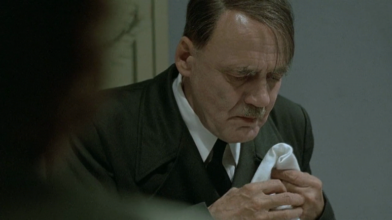 Downfall.2004.720p.BR.1.35GB.MkvCage.mkv_014726844.png