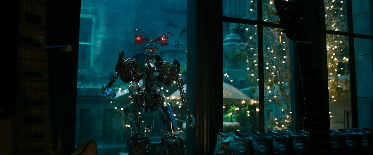 Transformers Dark of the Moon [2011] 1080p BluRay AAC x264-tomcat12[ETRG].mp4_005351023.png