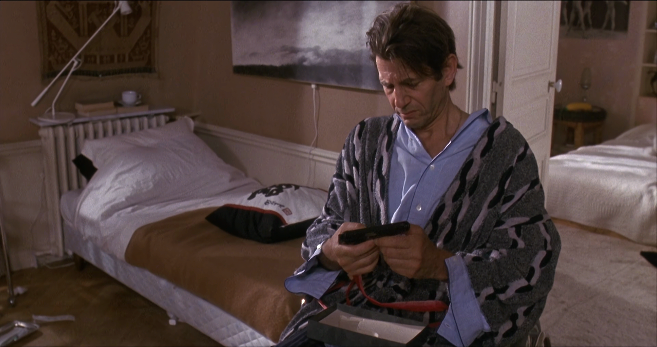 비터 문.Bitter Moon.1992.Kino Lorber.1080p.10bit.Bluray.x265.HEVC.DD.2.0-TombDoc.mkv_015032607.png