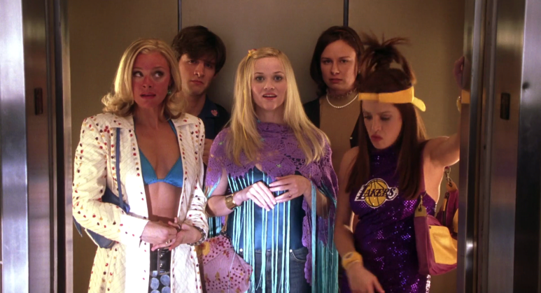 금발이_너무해_2_Legally.Blonde.2.Red.White.and.Blonde.2003.1080p.BrRip.x264.YIFY.m (9).png