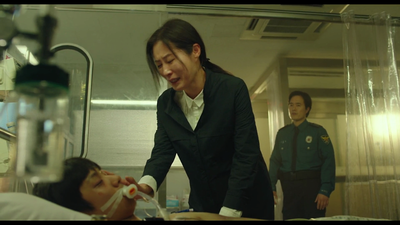 니 부모 얼굴이 보고 싶다.I.want.to.know.your.parents.2022.1080p.WEB-DL.AC3.5.1.H.264-Unknown.mkv_002020140.png