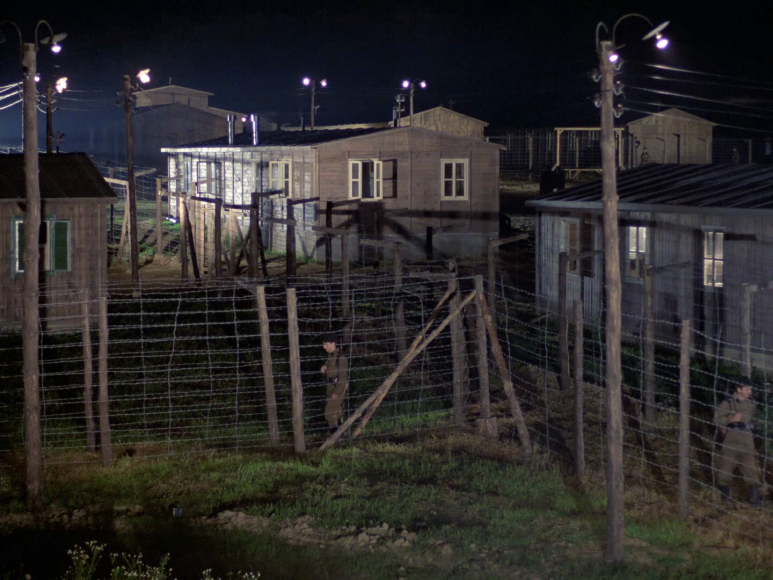 Escape.from.Sobibor.1987.1080p.BluRay.x264-USURY.mkv_004337758.png