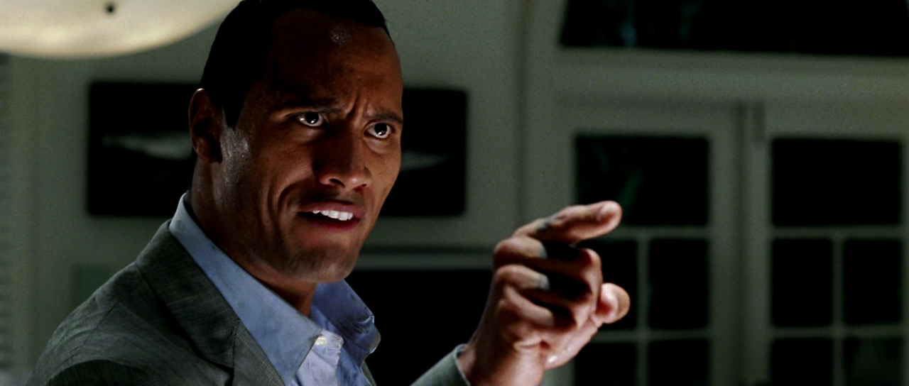 웰컴 투 더 정글 The Rundown (2003) (1080p BluRay x265 HEVC 10bit AAC 5.1 Tigole).mkv_000562020.png