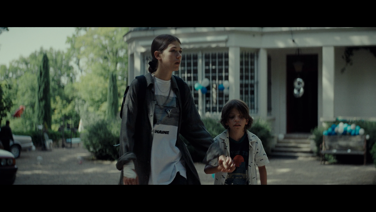 에이전트 A.K.A.2023.1080p.NF.WEB-DL.DUAL.DDP5.1.H.264-WDYM.mkv_003616160.png