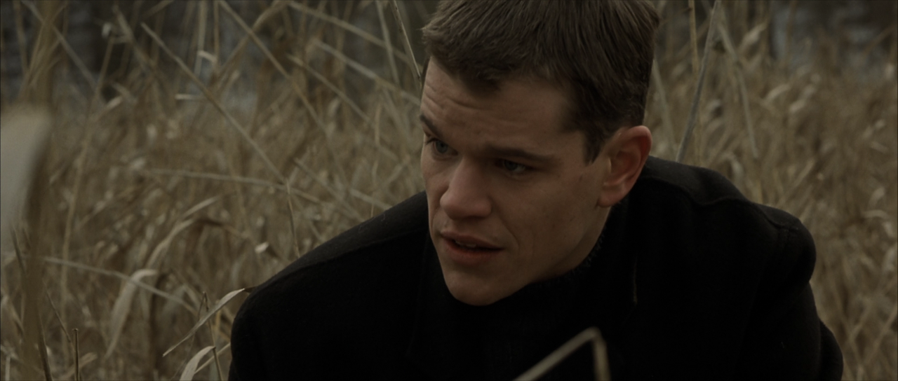 The.Bourne.Identity.2002.1080p.BluRay.x264.DTS-X.7.1-SWTYBLZ.mkv_005368947.png