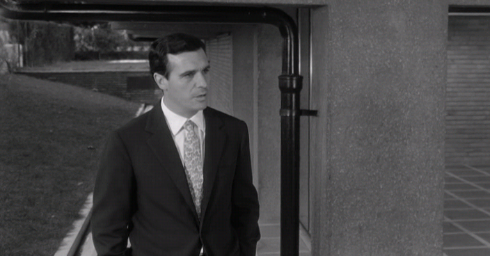 태양은 외로워, 일식 L'Eclisse.1962.DVDRip.XviD.AC3.CD1-CM.avi_001733405.png