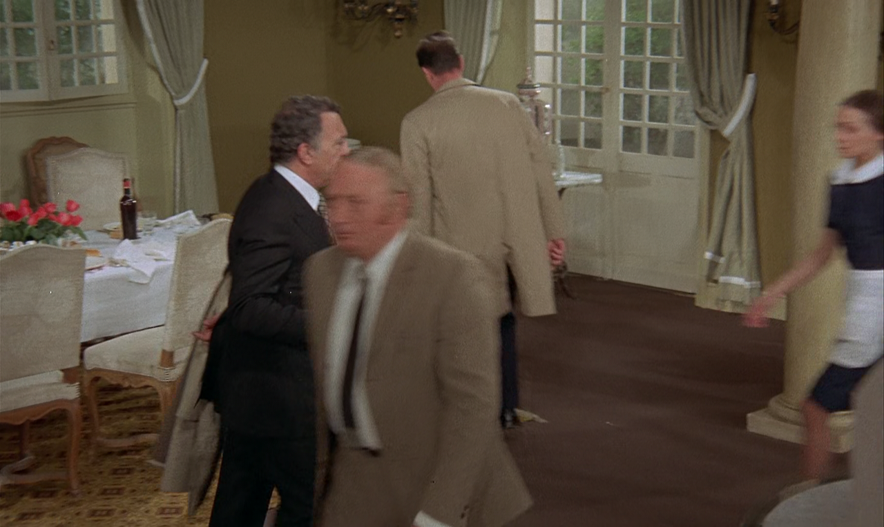 The Discreet Charm of the Bourgeoisie 1972 (1080p Bluray x265 HEVC 10bit AAC 2.0 French Tigole).mkv_004993917.png