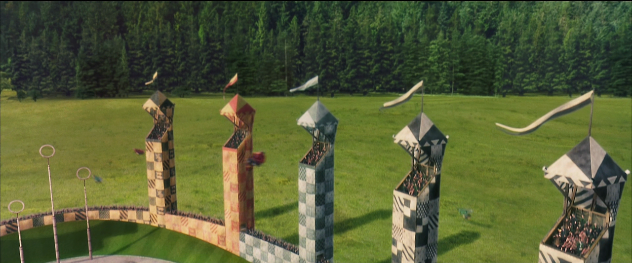 해리 포터와 마법사의 돌.Harry.Potter.and.the.Sorcerer's.Stone.2001.1080p.HQ.10bit.BluRay.5.1.x265.HEVC-MZABI.mkv_012409018.png