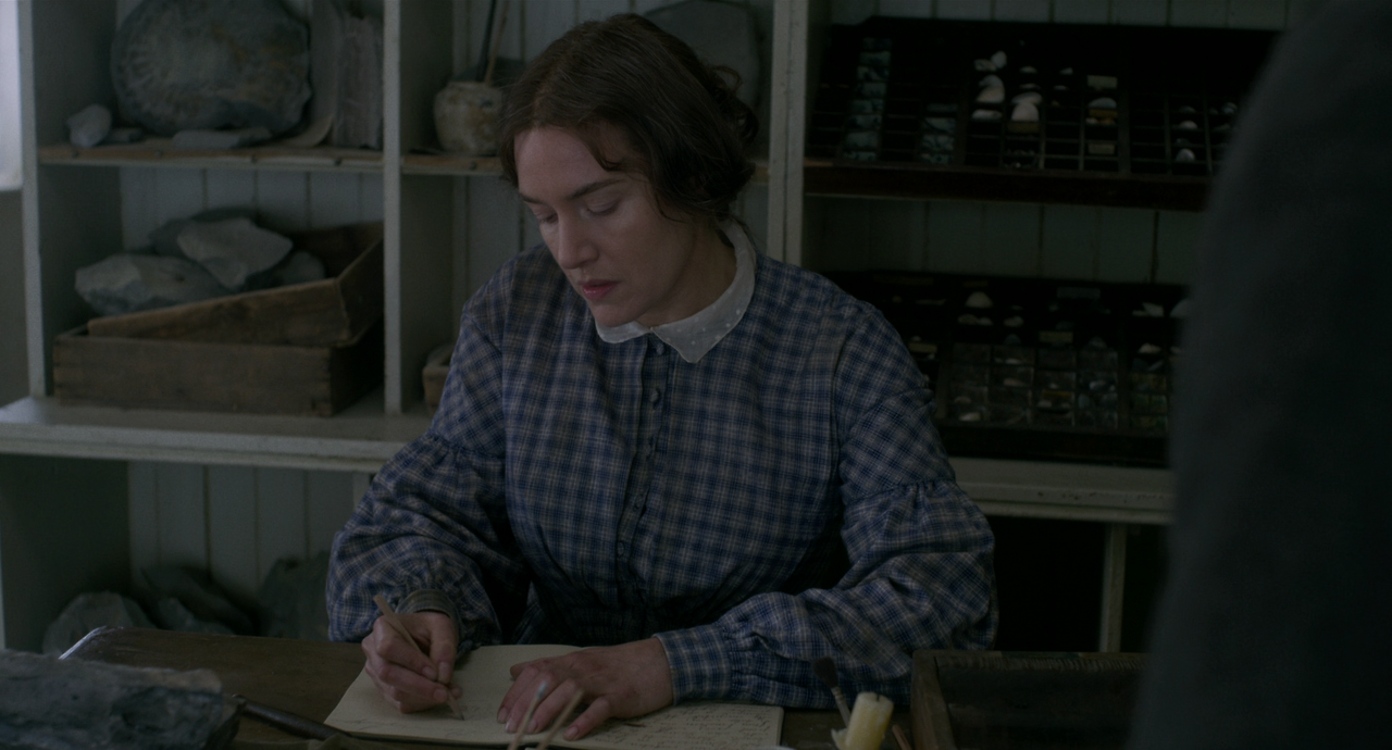 Ammonite (2020) (1080p BluRay x265 HEVC 10bit AAC 5.1 Tigole).mkv_000635635.png