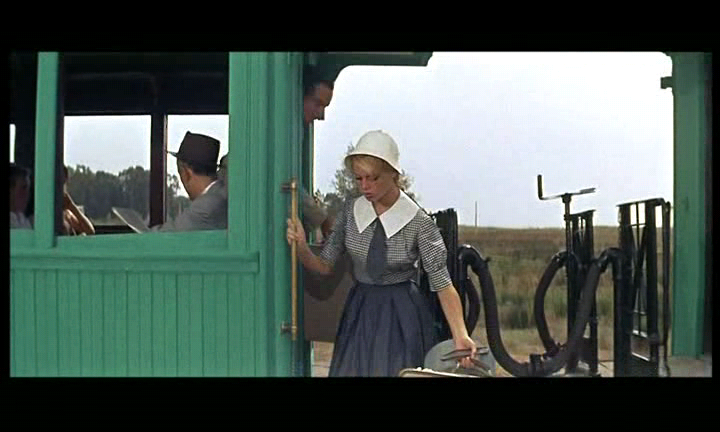 1957■_위험한_사랑._Les_Bijoutiers_Du_Claire_De_Lune._브리짓_바르도.DVDRip.XviD.avi_0000.png