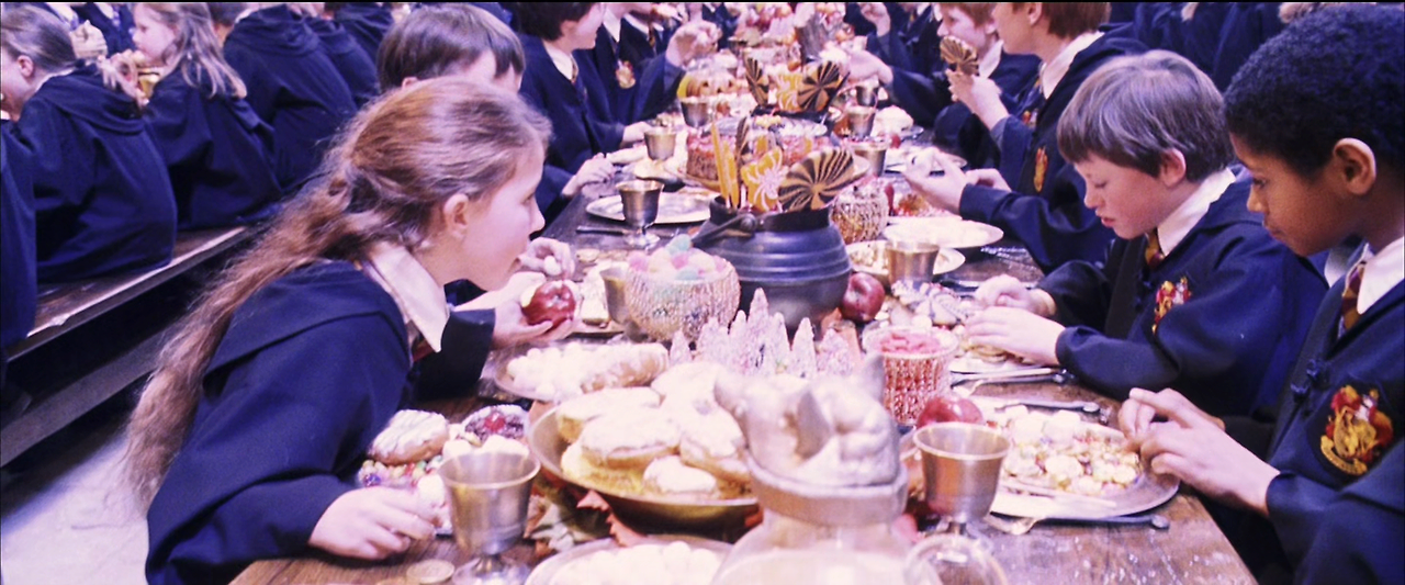 해리 포터와 마법사의 돌.Harry.Potter.and.the.Sorcerer's.Stone.2001.1080p.HQ.10bit.BluRay.5.1.x265.HEVC-MZABI.mkv_011134083.png