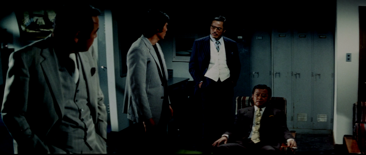 bodyguard.kiba.2.1973.1080p.bluray.x264-shaolin.mkv_004235148.png