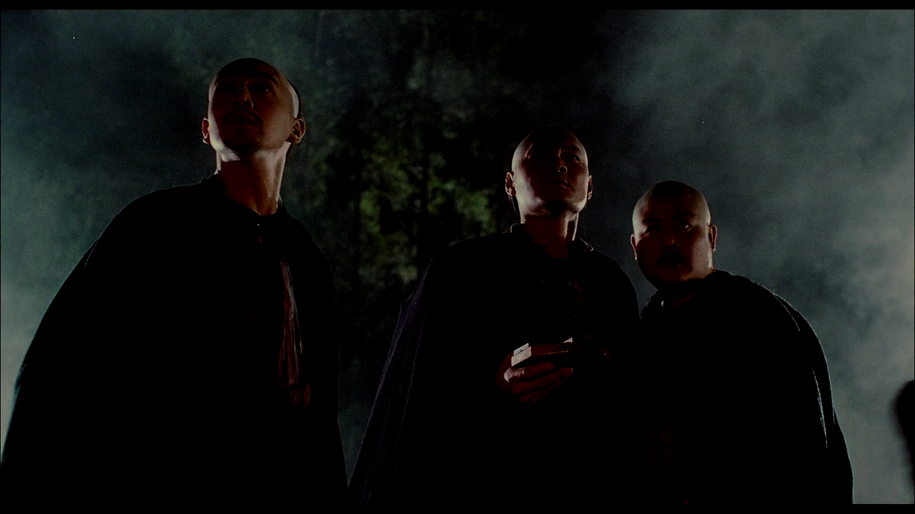 [서극의 벰파이어 헌터] The.Era.of.Vampires.2003.KOR,CHINESE.1080p.BluRay.x264.DTS-FGT.mkv_000804750.png