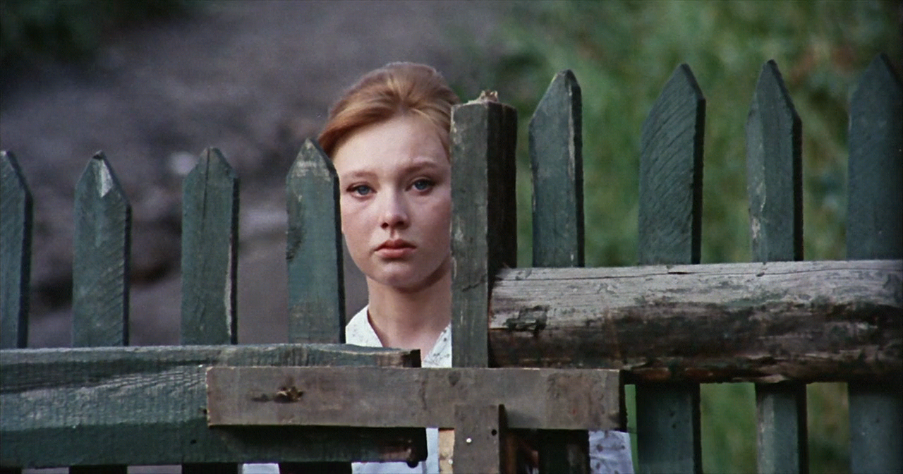 해바라기 Sunflower.I.Girasoli.1970.BDRip.720p.x264-mkvonly.mkv_011817556.png