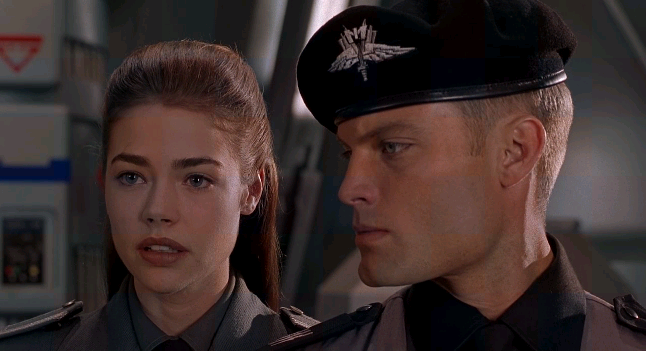 Starship.Troopers.1997.BluRay.720p.DTS.x264-CHD.mkv_014027976.png