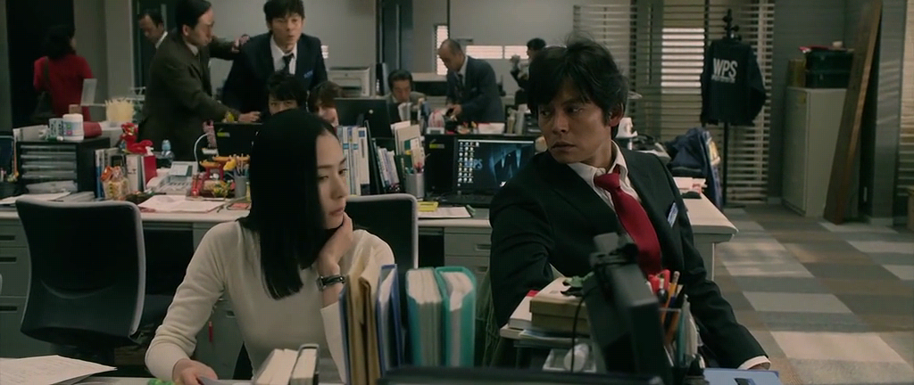 춤추는대수사선4.Bayside Shakedown THE FINAL Aratanaru Kibou.2012 576p BRRip x264 AAC-JYK.mkv_005449537.png