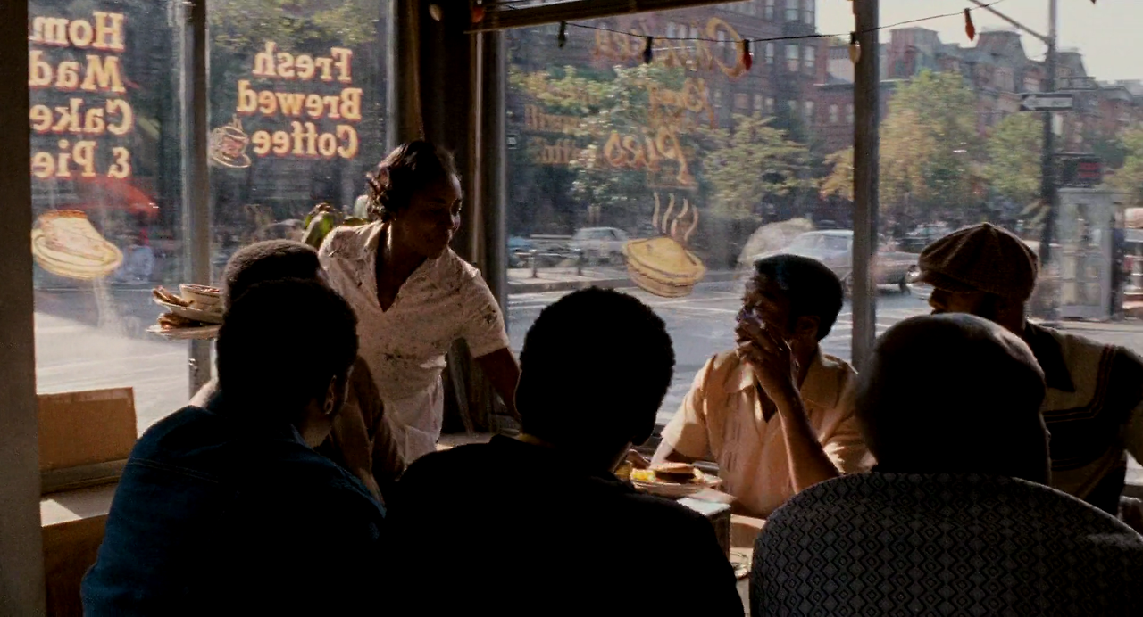 American.Gangster.2007.EXTENDED.REMASTERED.1080p.BluRay.H264.AAC-RARBG.mp4_003174341.png