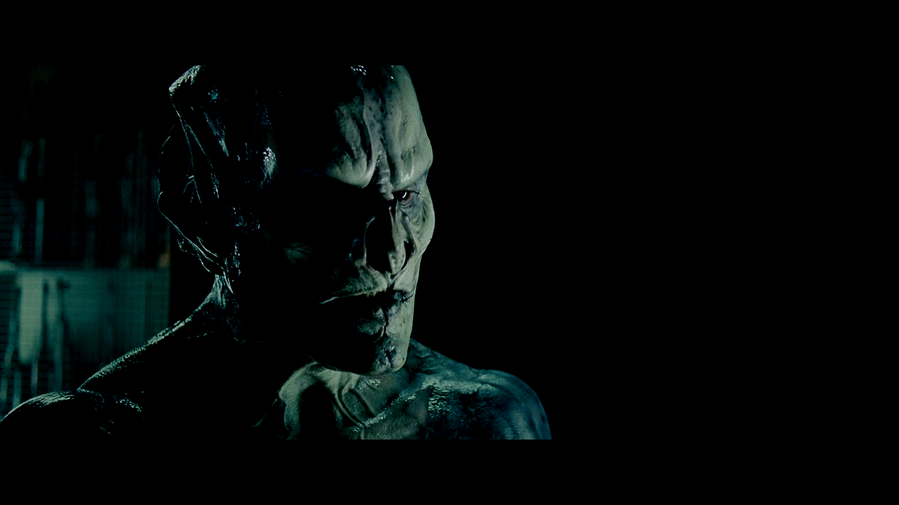 Underworld II.2006.Bluray.1080p.LPCM.5.1.x264-GrymLegacy.mkv_001362111.png