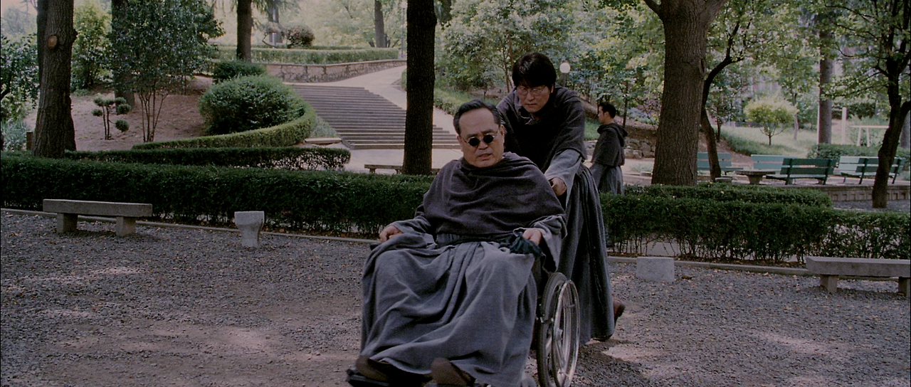 박쥐.(4.8).Thirst.2009.DC.1080p.BluRay.x265.HEVC.10bit.AAC 5.1.Korean.Tigole.mkv_000351977.png