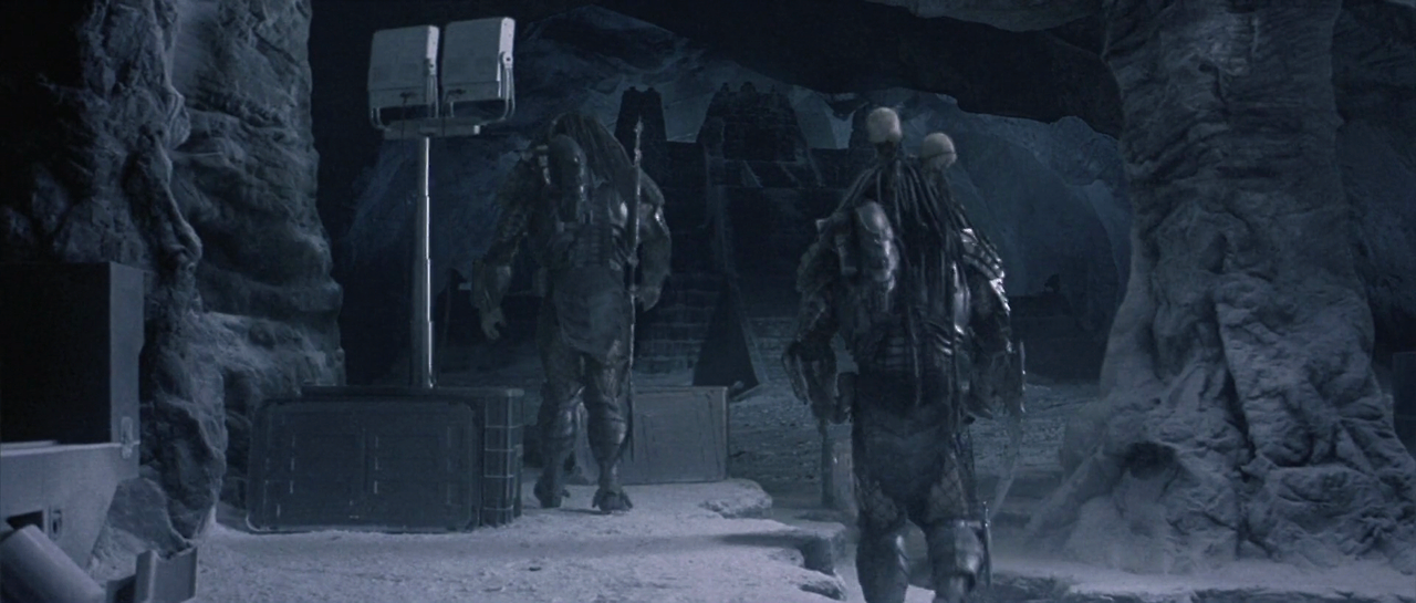 AVP.Alien.vs.Predator.2004.UNRATED.1080p.BluRay.H264.AAC-RARBG.mp4_004103997.png