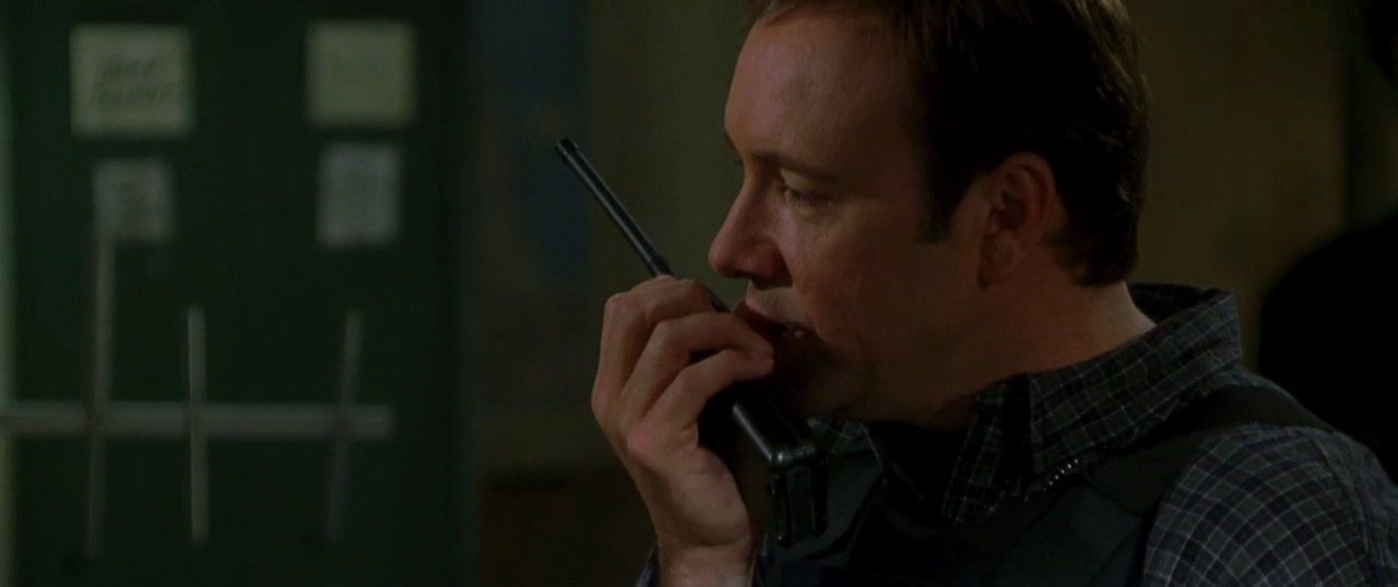 네고시에이터 The.Negotiator.1998.720p.BRRip.x264-x0r.mkv_014622369.png