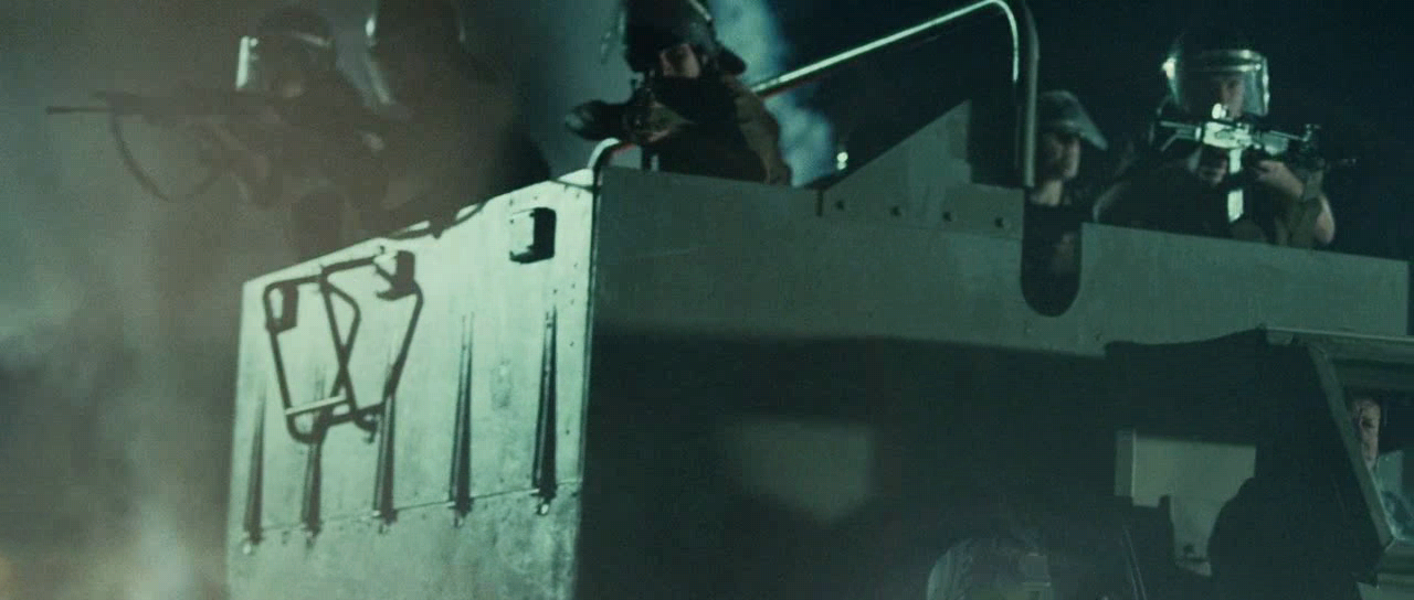 만델라 - 자유를 향한 머나먼 여정 Mandela.Long.Walk.To.Freedom.2013.720P.BRRiP.XVID.AC3-MAJESTIC.avi_014215739.png