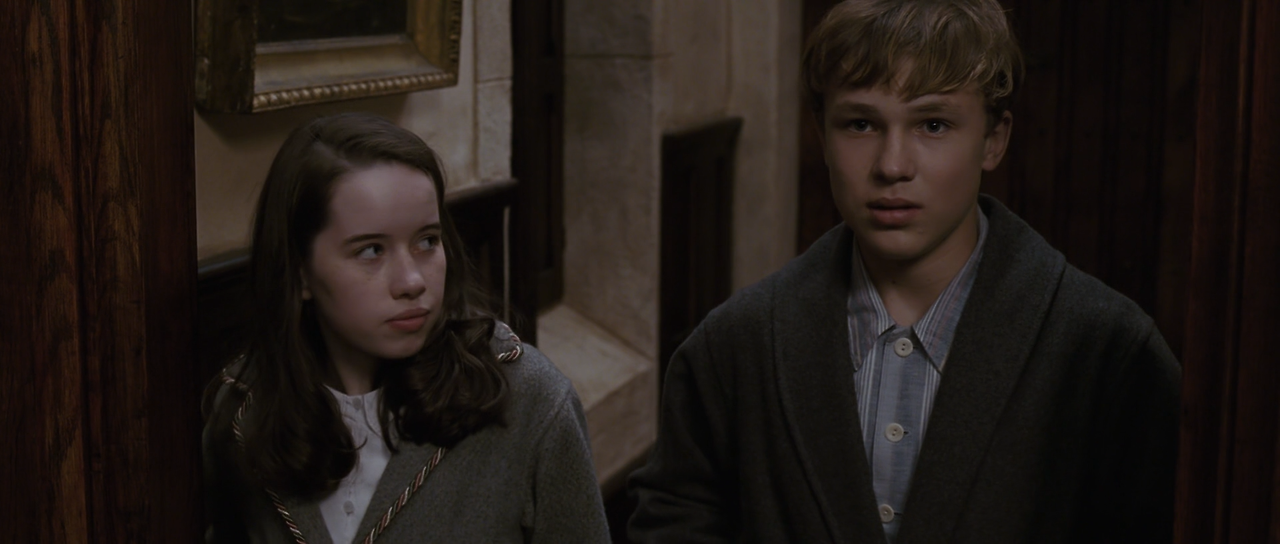 The.Chronicles.of.Narnia - The.Lion.The.Witch.and.the.Wardrobe.2005.1080p.BluRay.DTS-TerrieuS.mkv_002178968.png