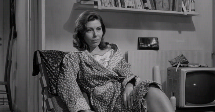 태양은 외로워, 일식 L'Eclisse.1962.DVDRip.XviD.AC3.CD1-CM.avi_002822323.png