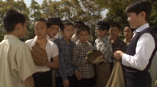 Gabai Granny, 2006.avi_010316238.png