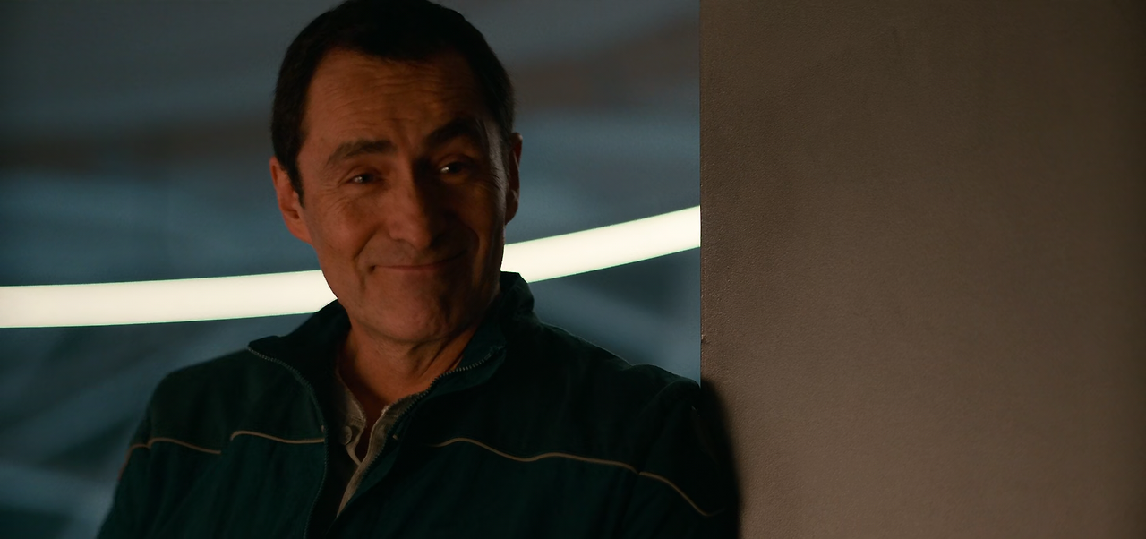 미드나이트 스카이 The Midnight Sky (2020)  [1080p x265 q22 Joy].mkv_002285583.png