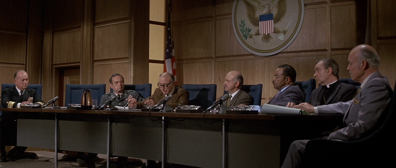 1971 Escape.From.The.Planet.Of.The.Apes.1971.1080p.BluRay.x264-SPARKS.mkv_002975686.png