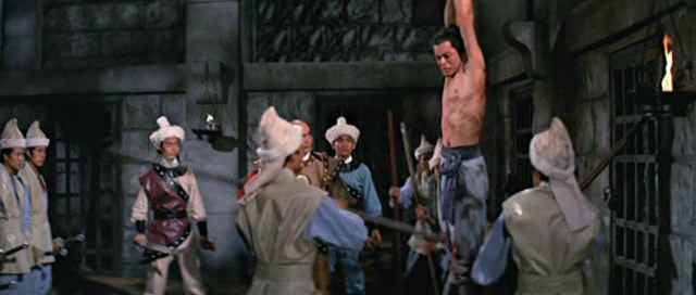 혈주천우.The Rescue.血酒天宇.1971.XviD-WRD.avi_002232600.png