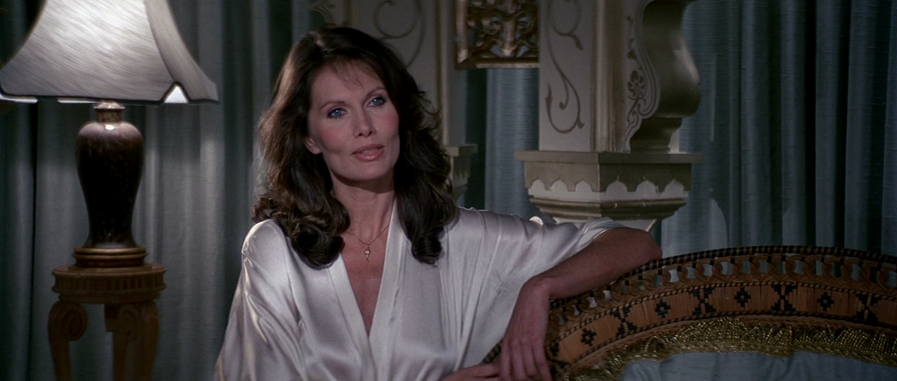 1983 - Octopussy.1080p.BluRay.DTS.HighCode.mkv_004093590.png