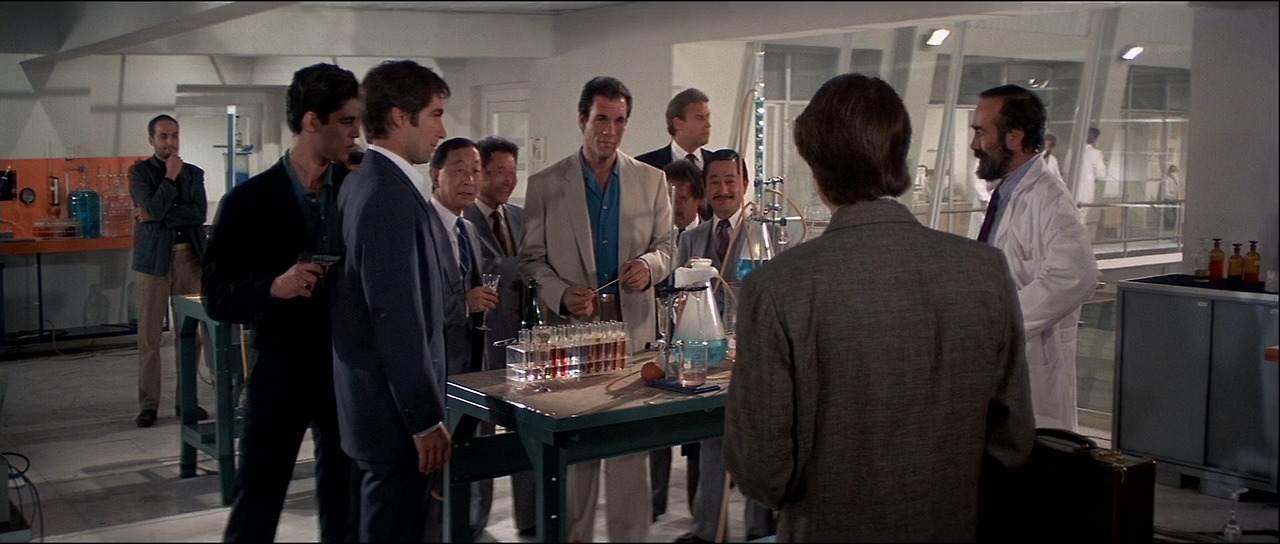 1989 - Licence.to.Kill.1080p.BluRay.DTS.HighCode.mkv_006586705.png