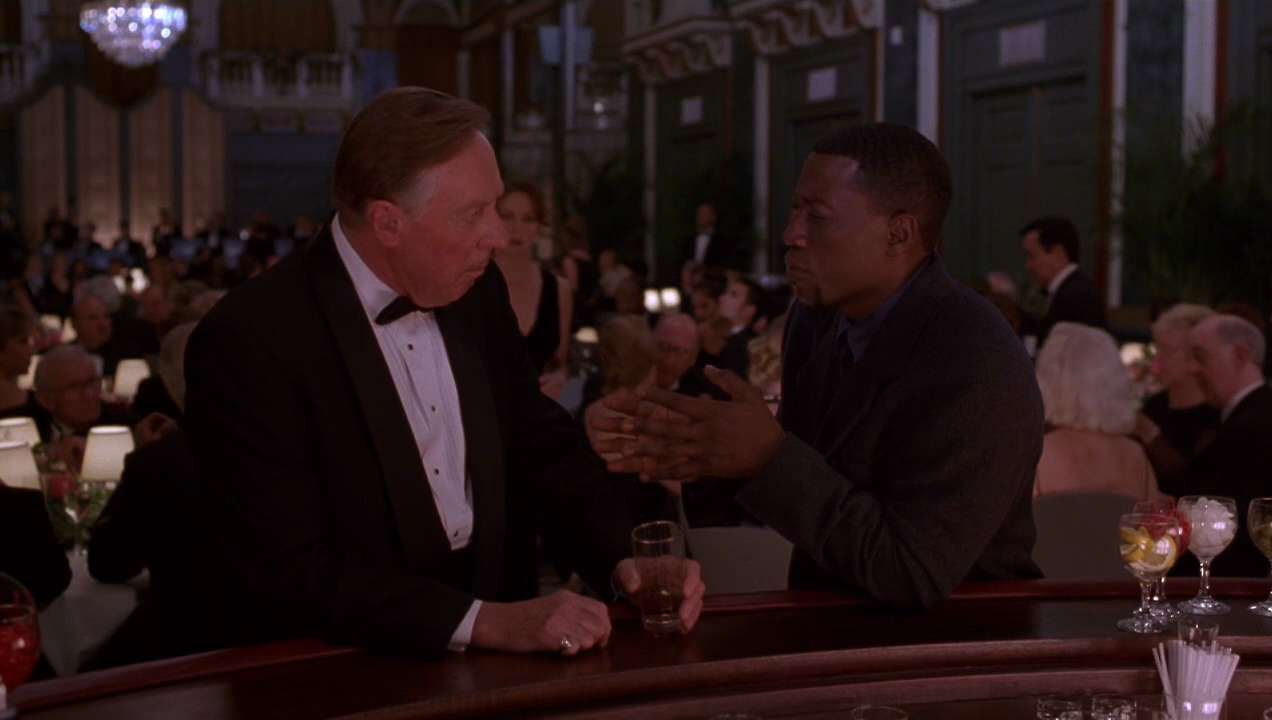 머더 1600 Murder.At.1600.1997.720p.WEB-DL.DD5.1.H264-FGT.mkv_003326858.png