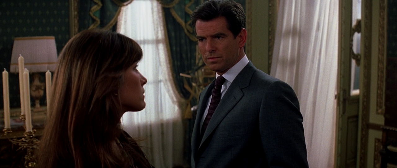 1999 - The.World.Is.Not.Enough.1080p.BluRay.DTS.HighCode.mkv_004261132.png