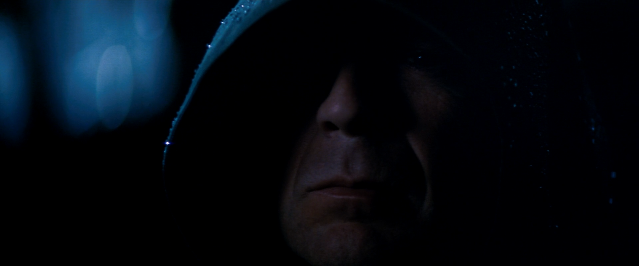 Unbreakable.2000.REMASTERED.1080p.BluRay.H264.AAC-RARBG.mp4_004508633.png