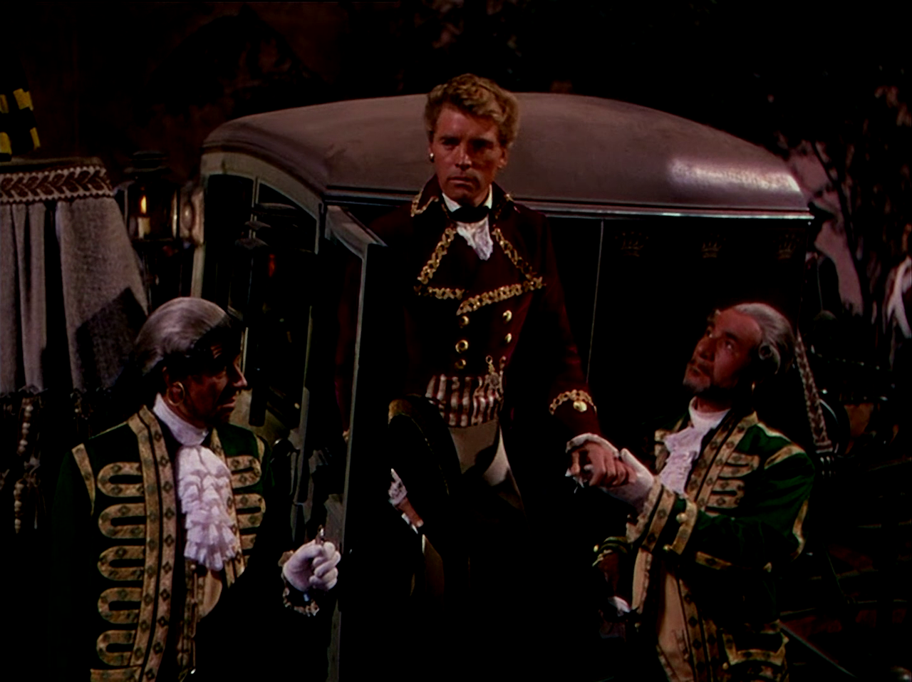 The.Crimson.Pirate.1952.1080p.BluRay.x264.DTS-FGT.mkv_002420001.png