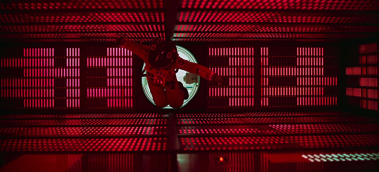 2001.A.Space.Odyssey.1968.REMASTERED.1080p.BluRay.H264.AAC-RARBG.mp4_015131873.png