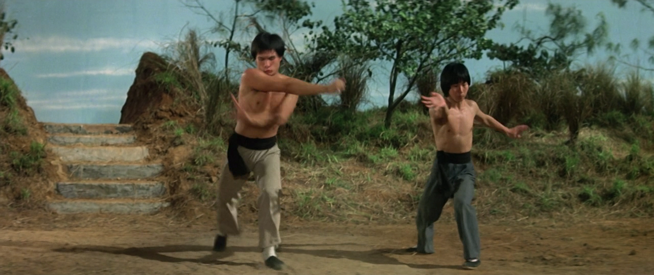 채리불소자.The.New.Shaolin.Boxers.1976.720p.BluRay.x264-BiPOLAR.mkv_002958280.png