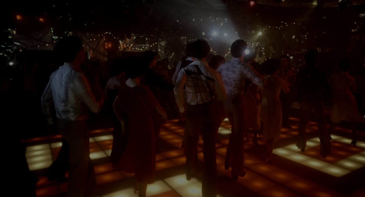 Saturday.Night.Fever.1977.THEATRICAL.2160p.UHD.BluRay.x265.10bit.HDR.DDP5.1-RARBG.mkv_001458415.png