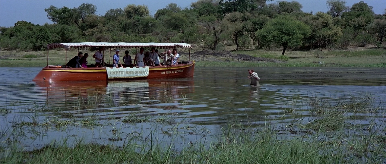 1983 - Octopussy.1080p.BluRay.DTS.HighCode.mkv_003933513.png