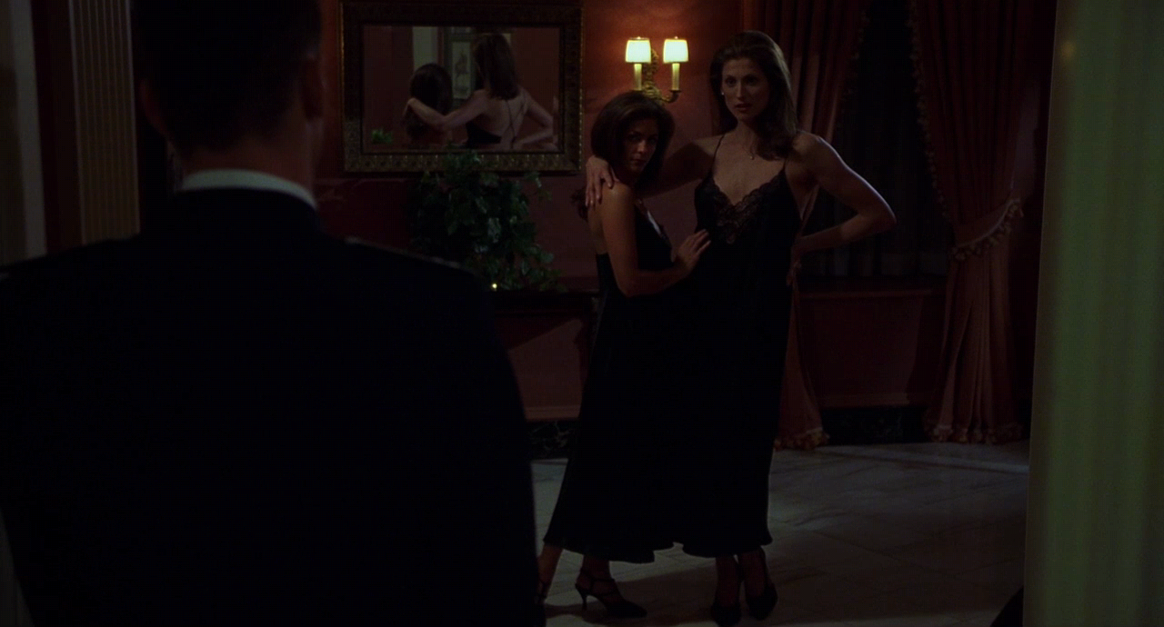 스피시즈 2 Species.II.1998.720p.WEB-DL.DD5.1.H264-FGT.mkv_002056067.png