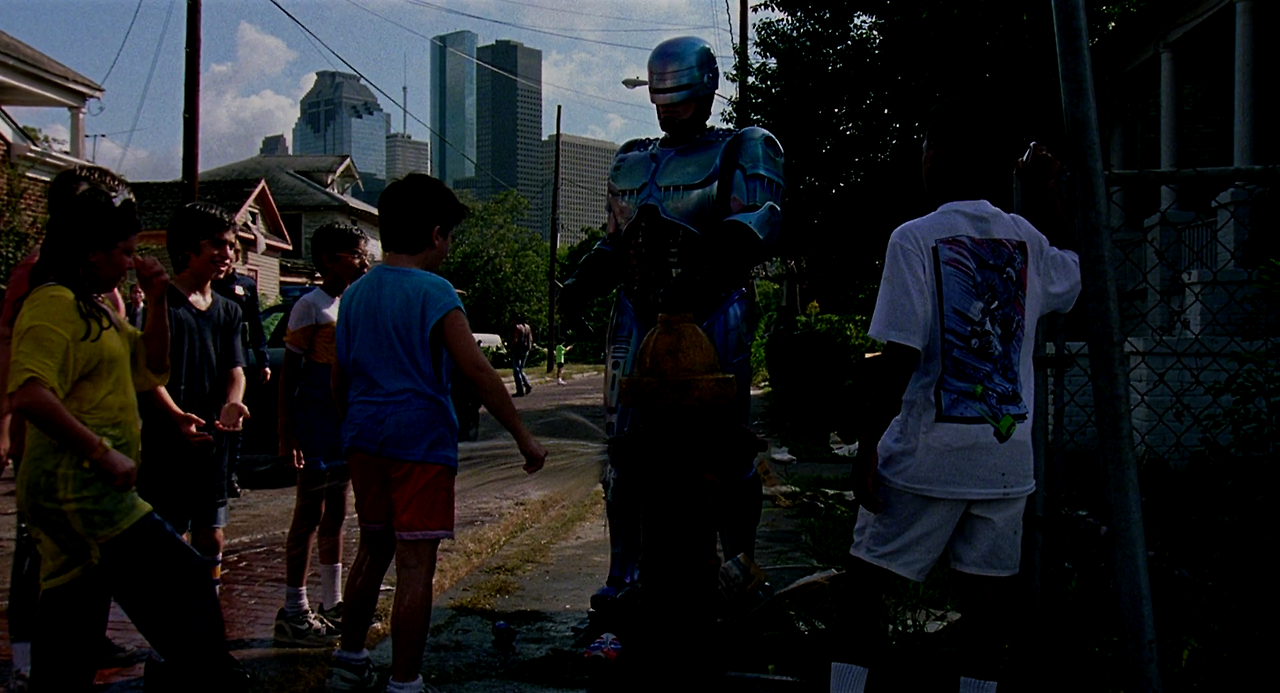 RoboCop.2.1990.1080p.BluRay.x264-LEVERAGE.mkv_003344508.png