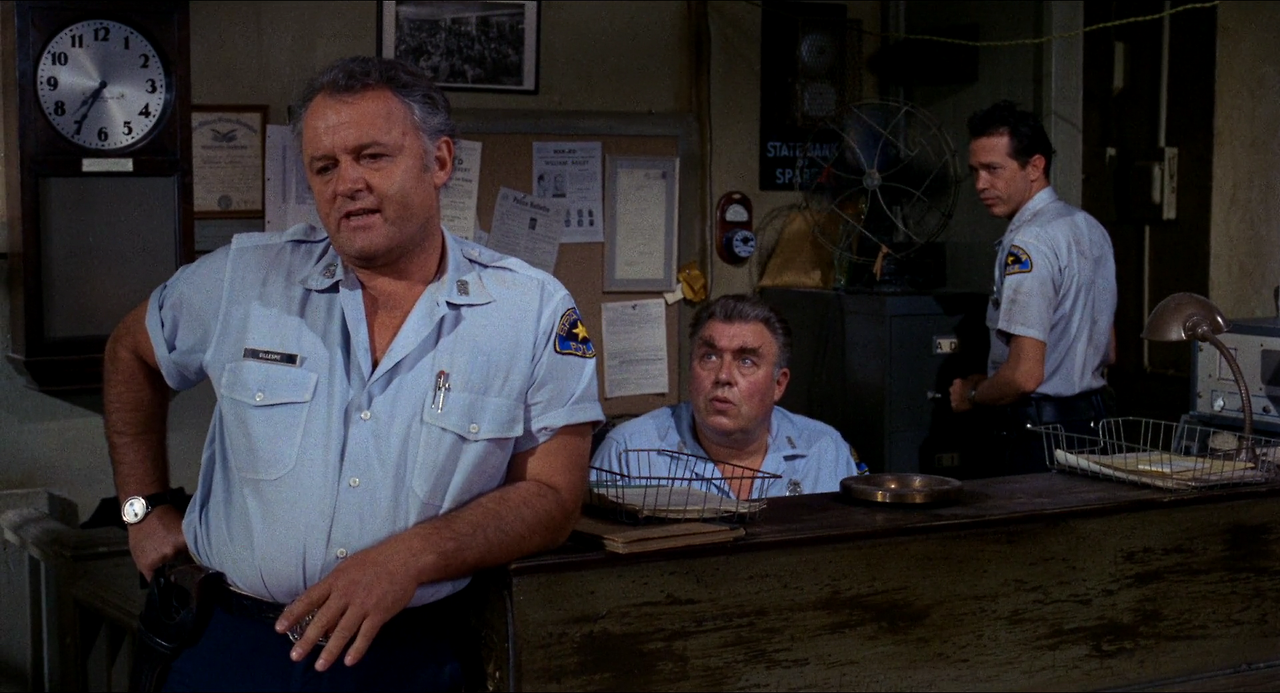 In.the.Heat.of.the.Night.1967.REMASTERED.1080p.BluRay.H264.AAC-RARBG.mp4_002762345.png