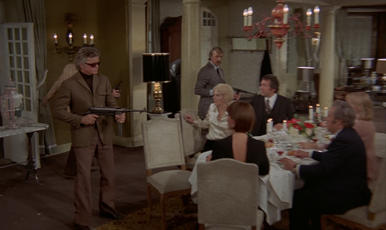 The Discreet Charm of the Bourgeoisie 1972 (1080p Bluray x265 HEVC 10bit AAC 2.0 French Tigole).mkv_005831958.png